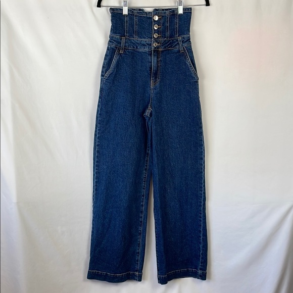 Forever 21 Denim - Forever 21 Ultra High-Waisted Wide Leg Blue Jeans with Button Front - Size 25